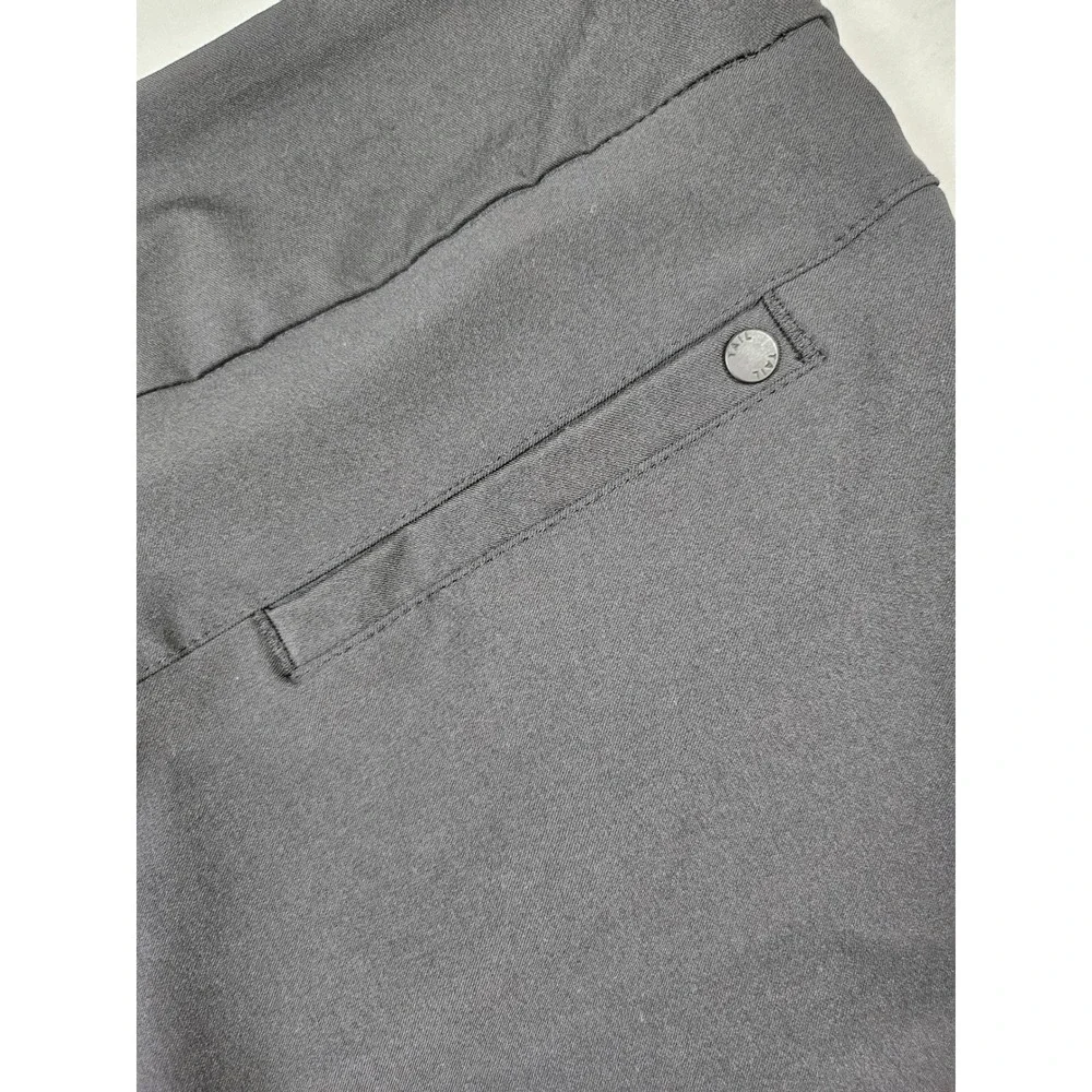 Tail‎ Activewear White Label Black Golf Shorts Size 8 Pull On Performance